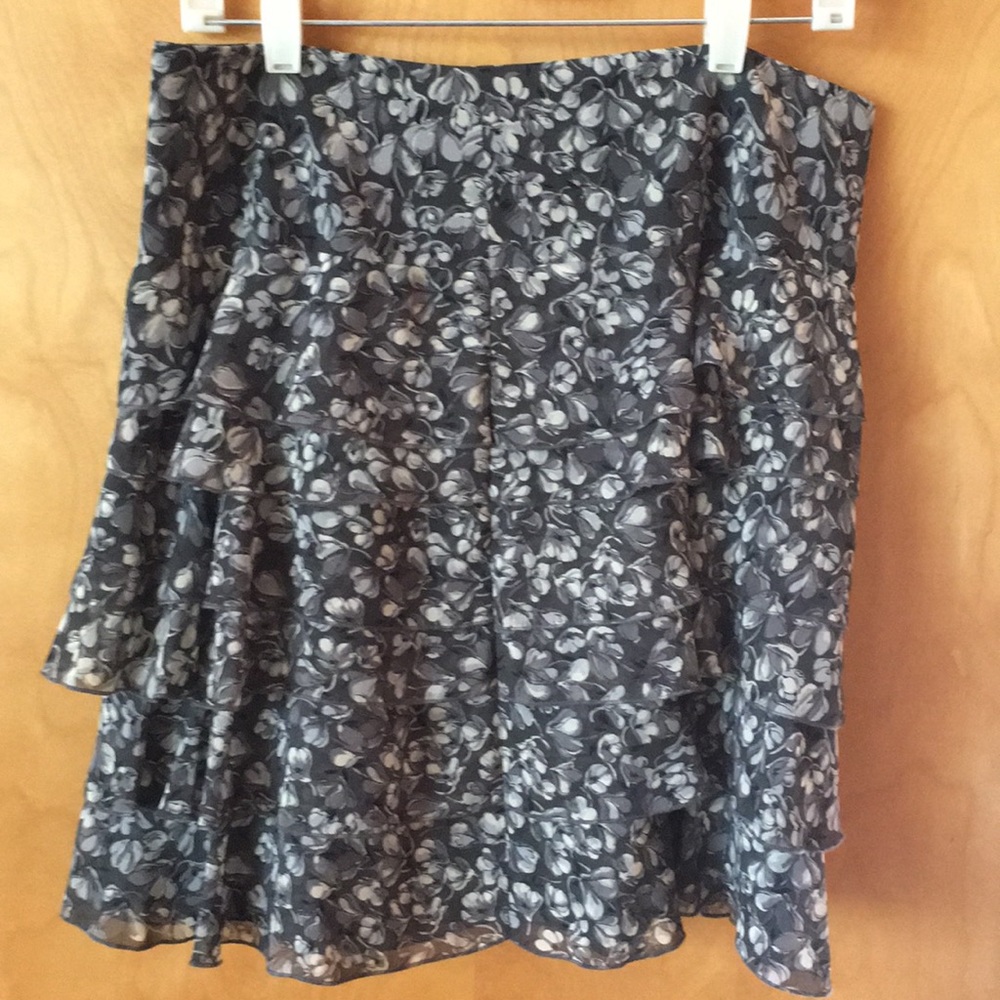 Ann Taylor LOFT skirt